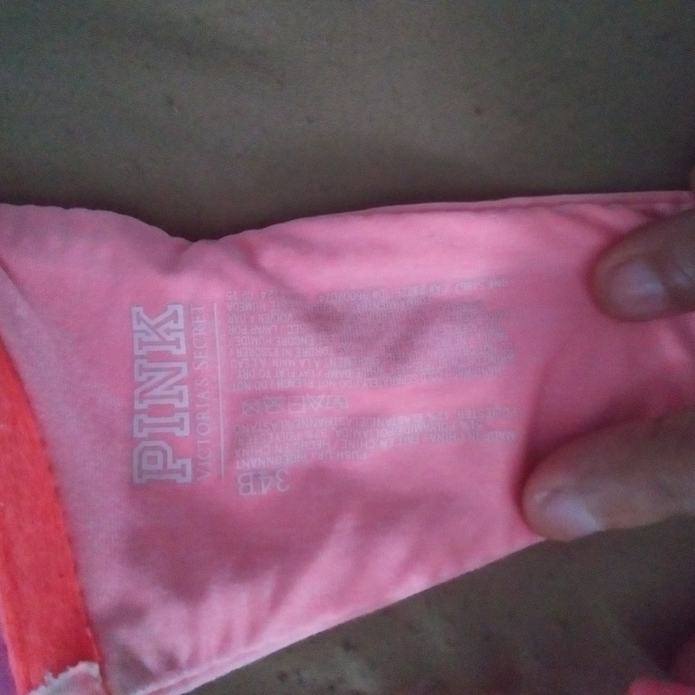 Pink Bra - Picture 7 of 8